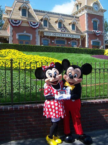 Minnie and Mickey with Birney at the Disneyland Main Entrance